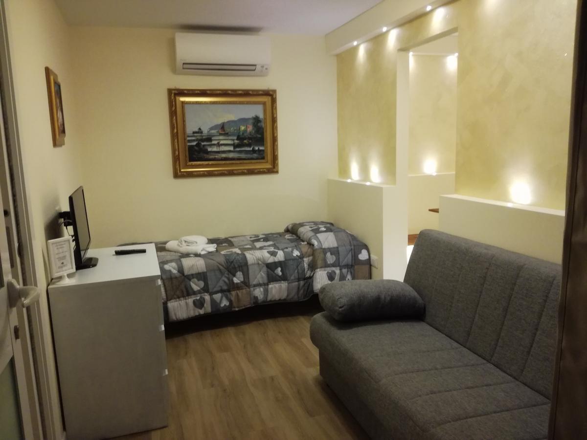 Appartamento Villa Elison Lazise Exterior photo